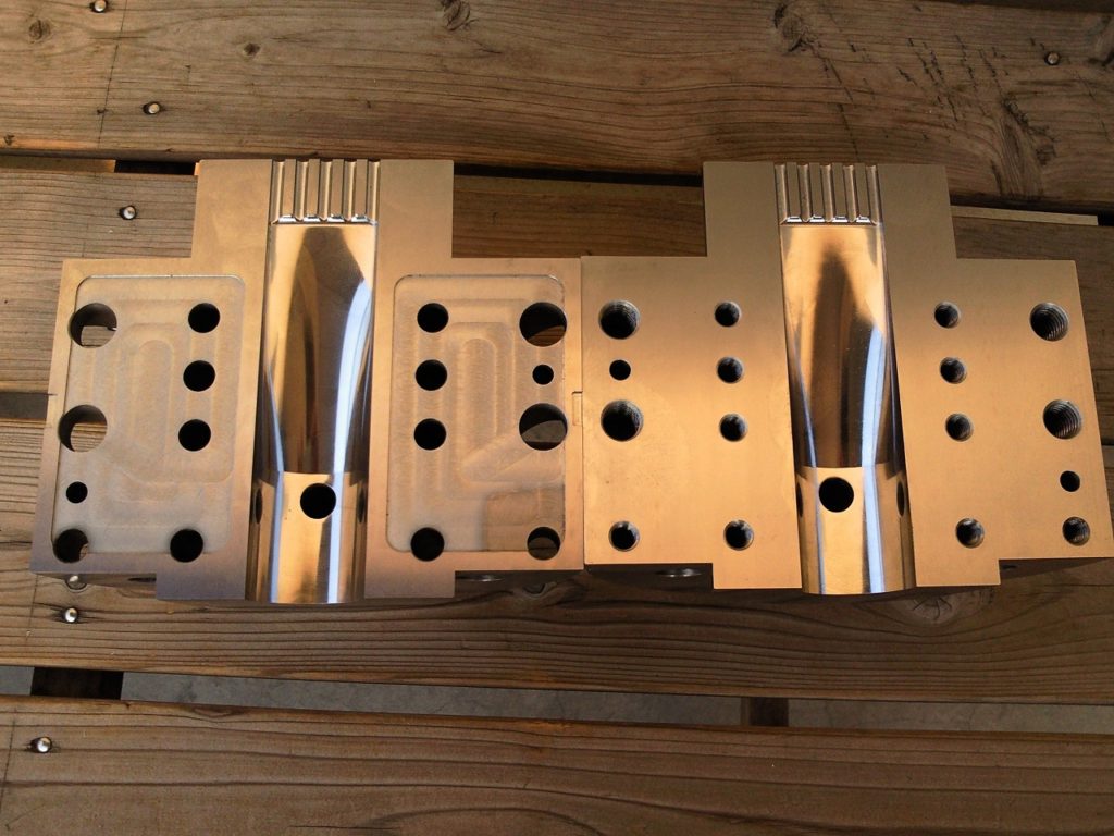 ストランドダイ 分解